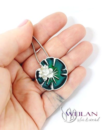 Nymphaea / Tündérrózsa ezüst tűzzománc medál