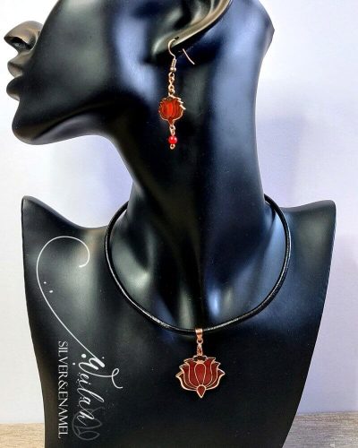 Tradició - Kalocsai - Tulipán bronz tűzzománc szett viselése