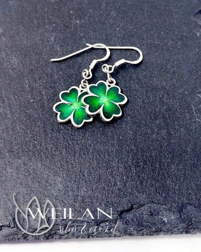 Négylevelű lóhere ezüst tűzzománc fülbevaló