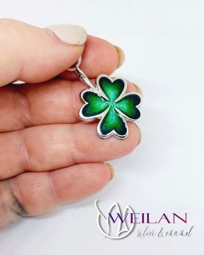 Négylevelű lóhere ezüst tűzzománc medál