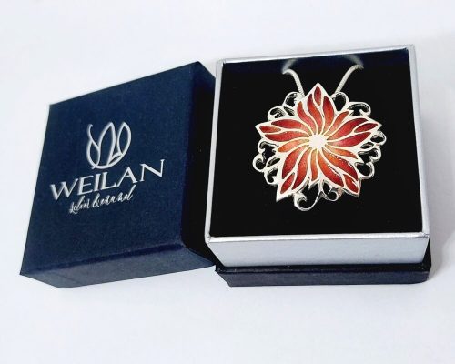 Flora - Borzaskata ezüst tűzzománc medál, Weilan dobozban