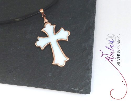 Klasszikus bronz tűzzománc kereszt medál, tűzzománc feszület viselése