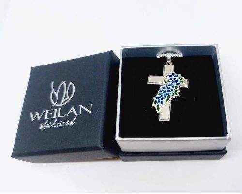 Tűzzománcozott virágfüzérrel díszített ezüst kereszt medál WEILAN díszdobozban