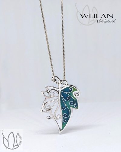 Leaf - Hedera / borostyánlevél ezüst tűzzománc medál