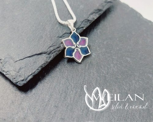 Clematis ezüst tűzzománc medál