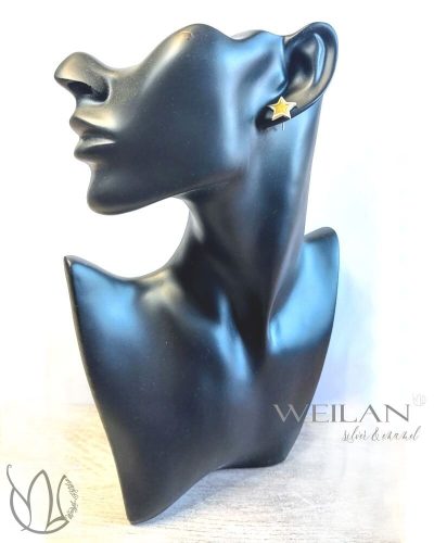 Karnevál - Csillag ezüst tűzzománc fülbevaló viselése