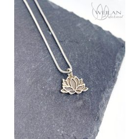 Lótusz ezüst medál (kisebb méret)