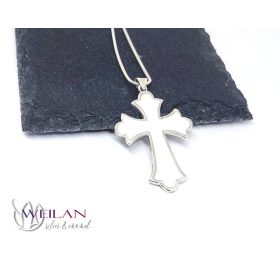   Liliomvégű latin kereszt - ezüst tűzzománc medál (fehér)