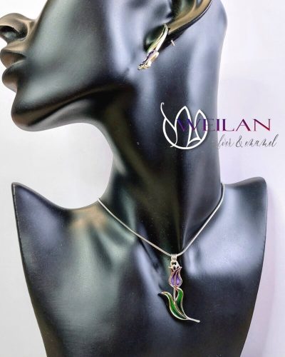 Virágszálam ezüst tűzzománc viselése