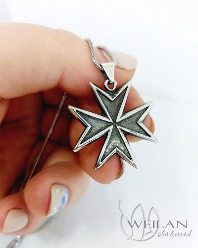 Maltese Cross - antique 925 sterling Silver Pendant