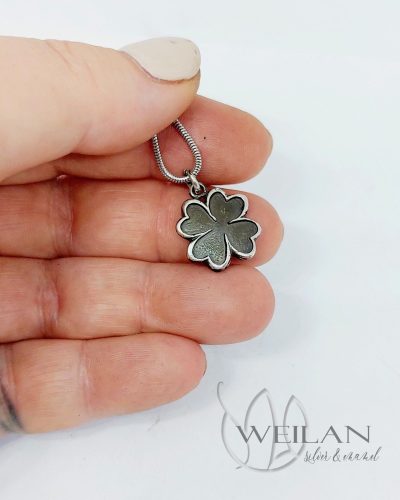 Négylevelű lóhere ezüst medál