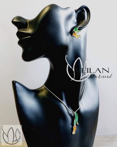 Hej'tulipán - Virágszálam ezüst tűzzománc szett viselése