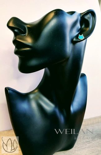 Karnevál - Cicafej ezüst tűzzománc fülbevaló viselés