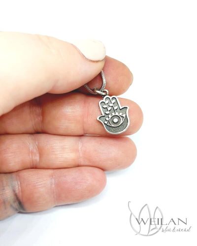 Fatima keze ezüst medál