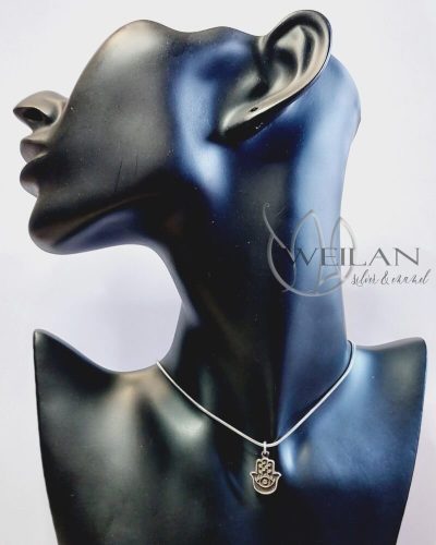 Hamza ezüst medál viselése