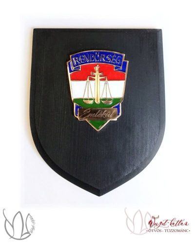 Rendőrségi címer - gravírozott tűzzománc emlékplakett fa pajzs alapon