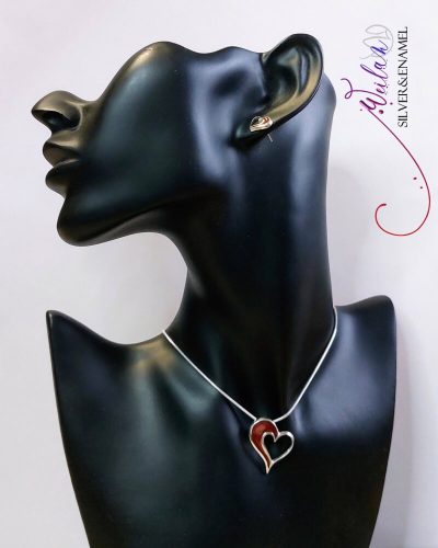 my Valentine - Szívdobbanás ezüst tűzzománc medál viselése