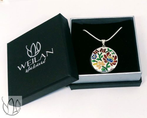 Tradició - Virágoskertem, kalocsai motívumú ezüst tűzzománc medál Weilan díszdobozban