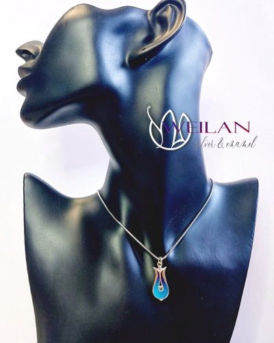 Pántlika - ezüst tűzzománc medál viselése